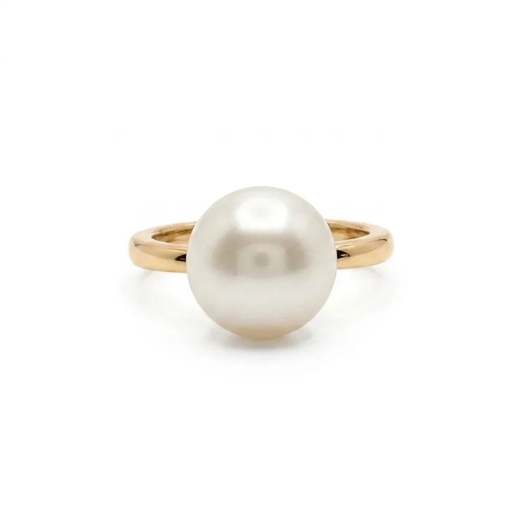 Simple 18ct Yellow Gold Broome Pearl Ring