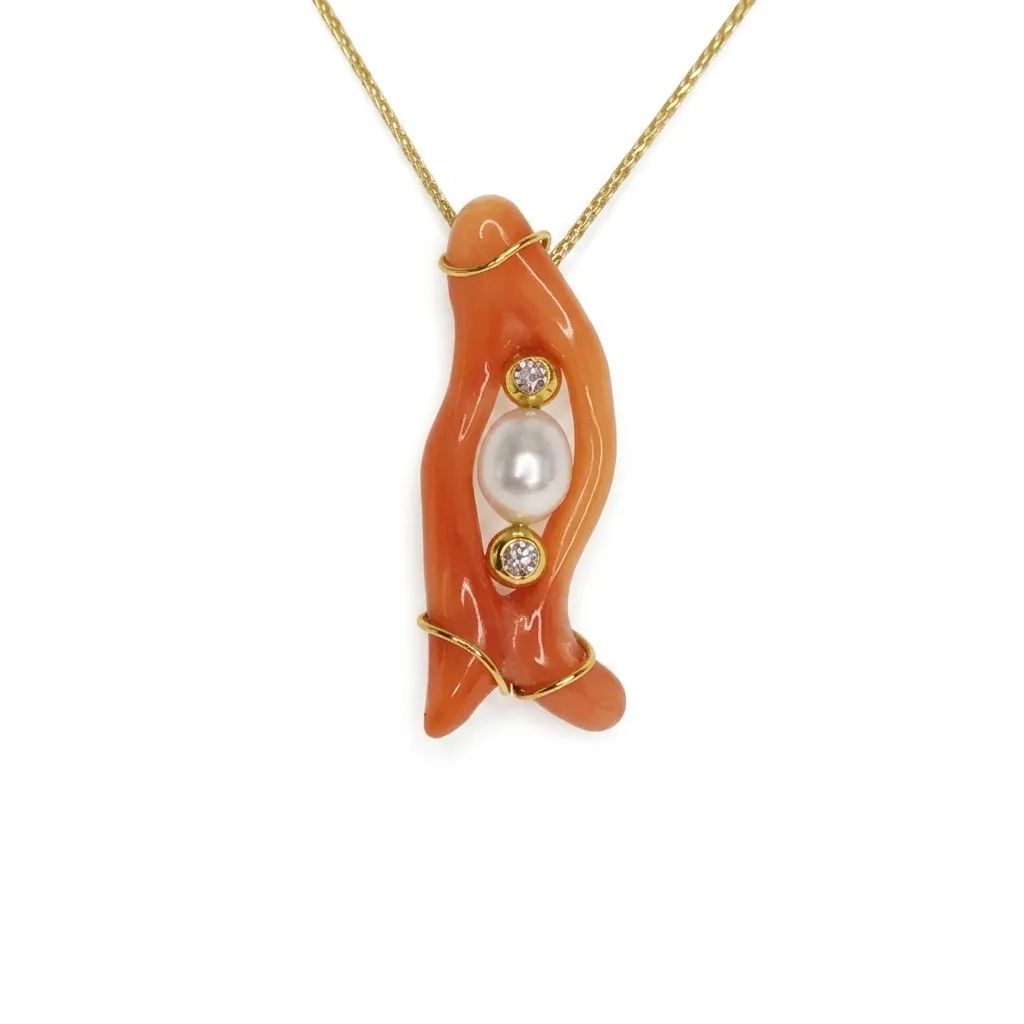Coral Light Broome Pearl & Diamond Pendant in 18ct Yellow Gold
