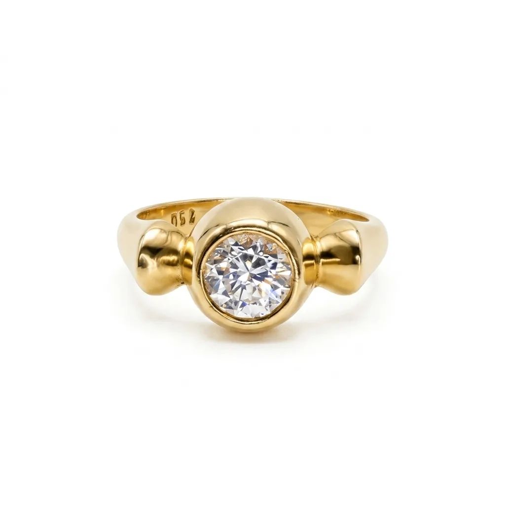 Cubic Zirconia & Diamond Ring in 18ct Yellow Gold