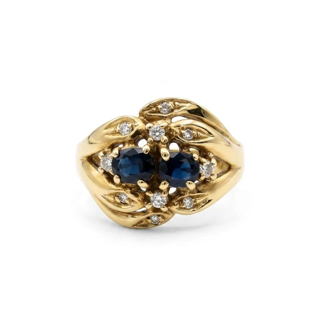 Oval Sapphire & Diamond Ring in 18ct Yellow Gold