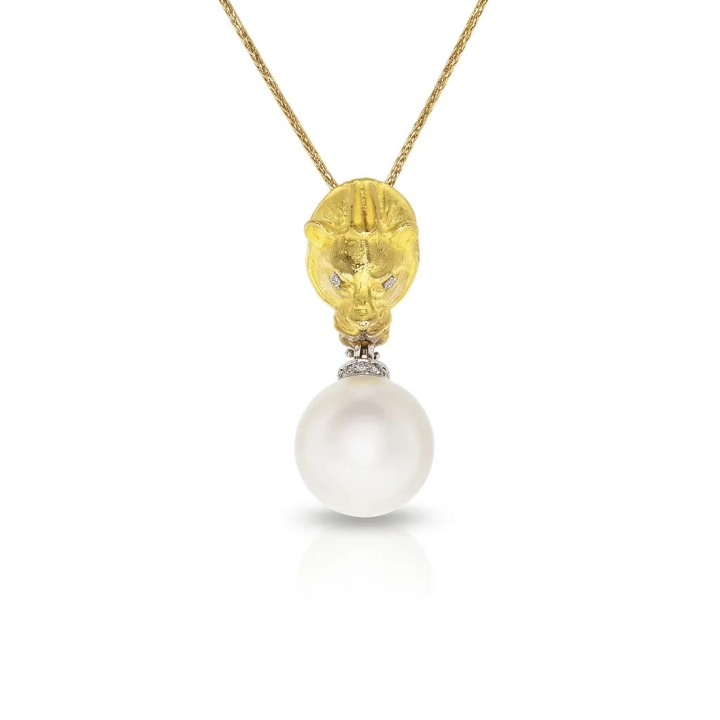 Lion Head Pendant with Broome Pearl & Diamonds in 18ct Gold