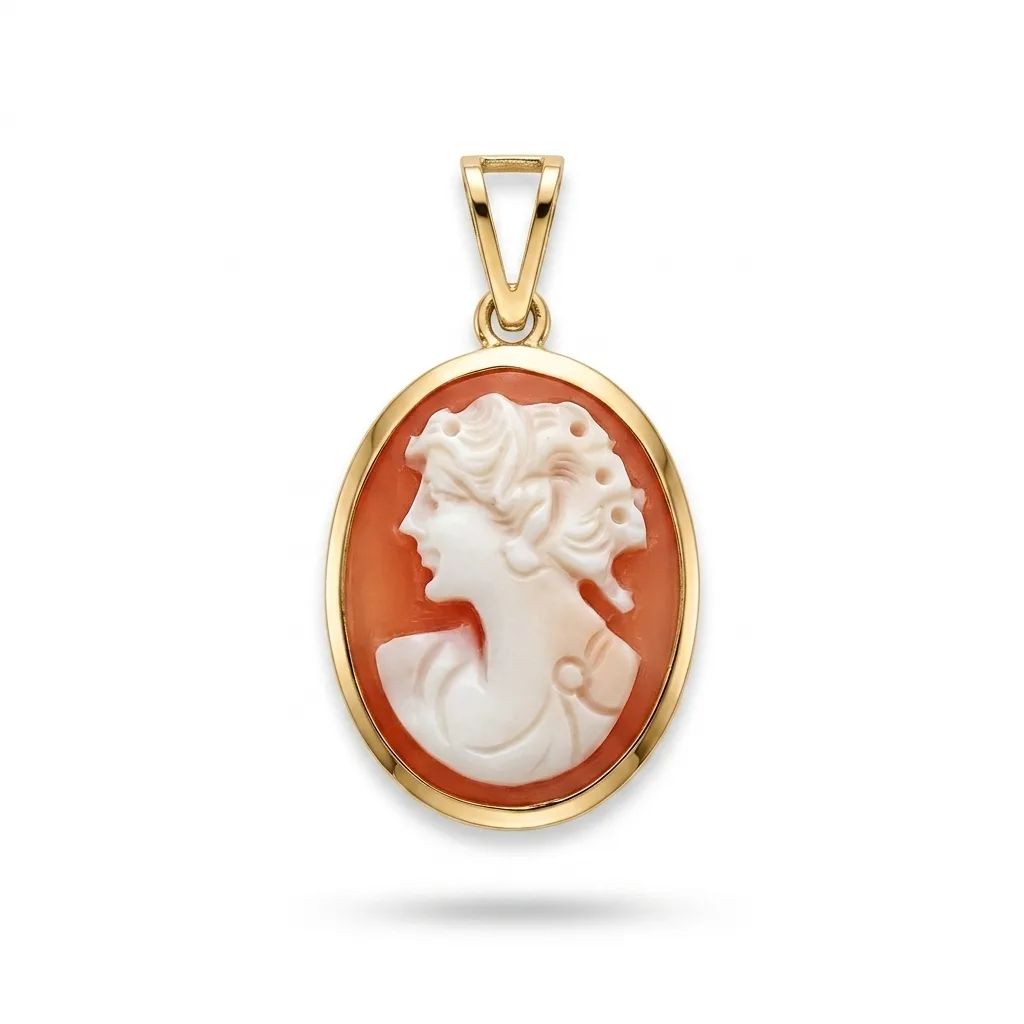 Oval Cameo Pendant in 18ct Yellow Gold
