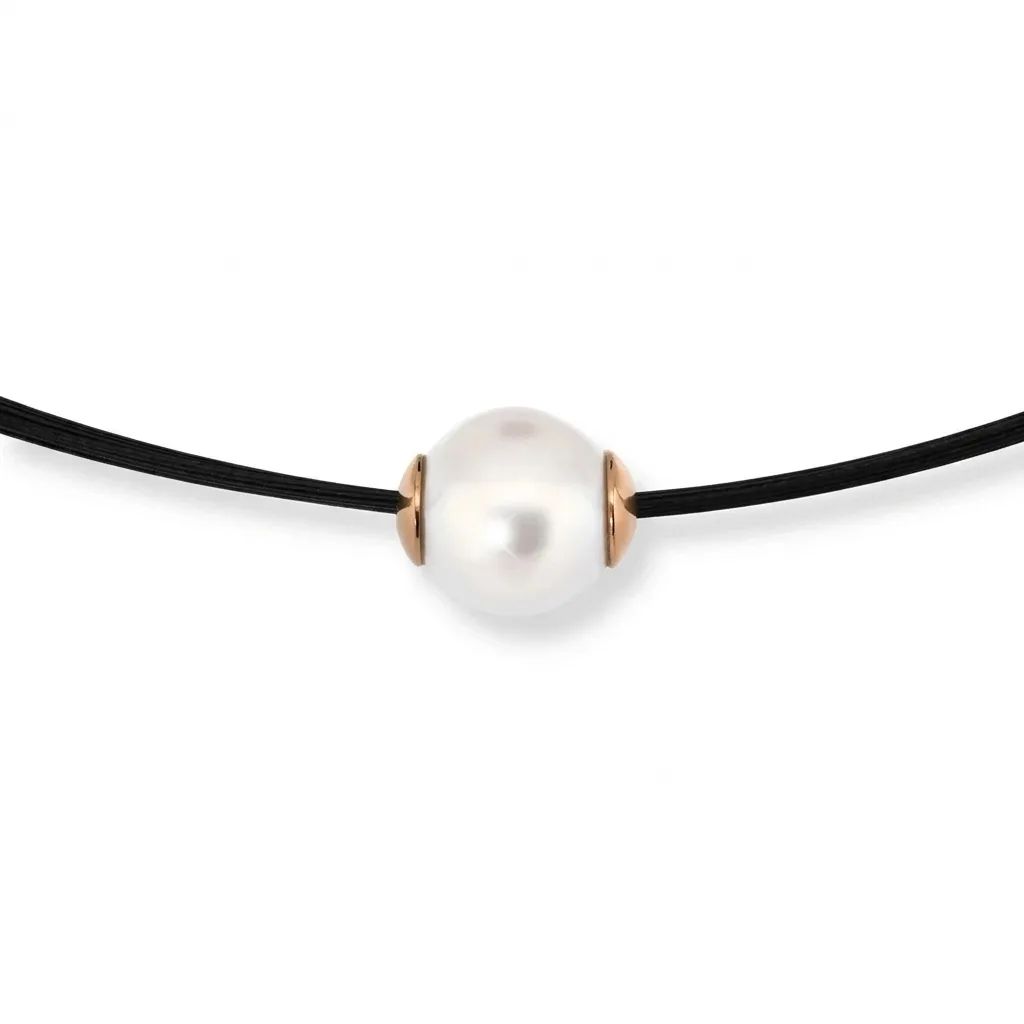 Round Broome Pearl Pendant in 18ct Yellow Gold