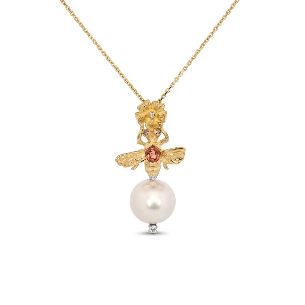 Bee & Flower Sculpture Broome Pearl Pendant in 18ct Yellow Gold