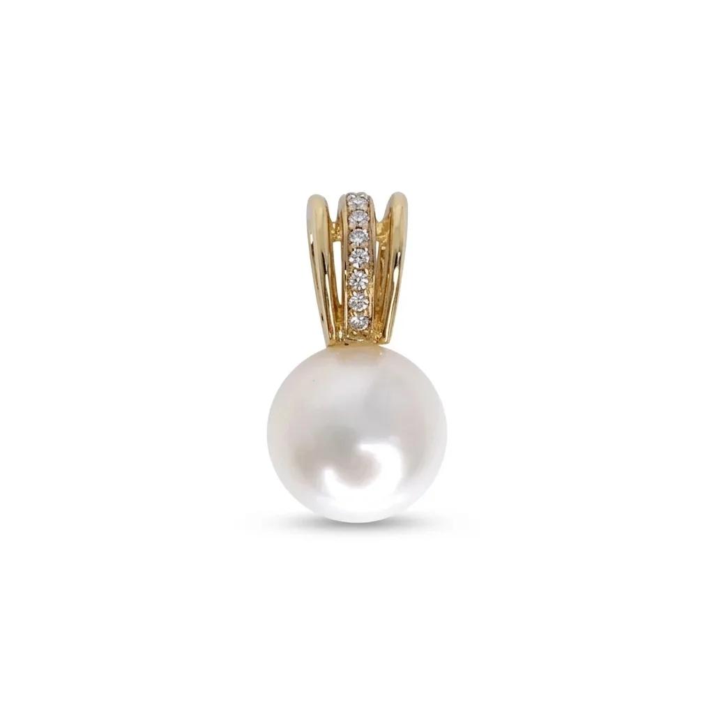 Broome Pearl & Diamond Pendant in 18ct Yellow Gold