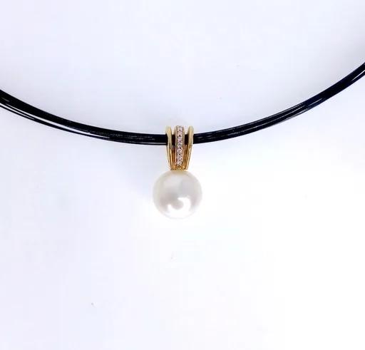 Broome Pearl & Diamond Pendant in 18ct Yellow Gold