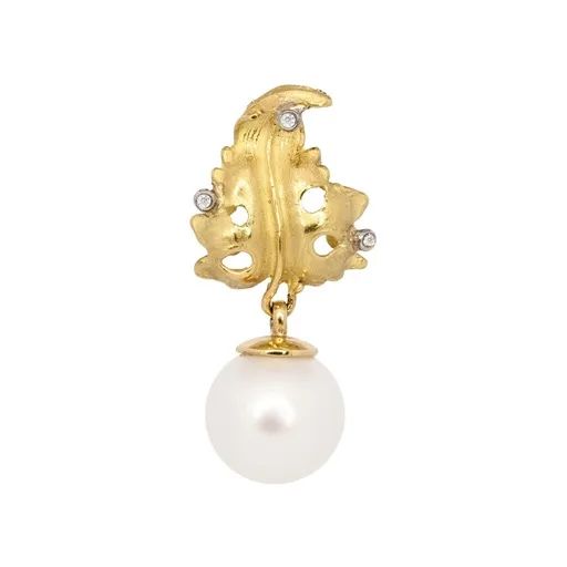 Leaf Sculpture Pendant in 18ct Yellow Gold with Broome Pearl & Diamonds