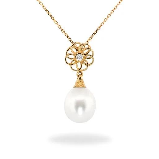 Sculpture Flower Pendant in 18ct Yellow Gold, Oval with Broome Pearl
