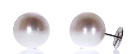 Round Broome Pearl Stud Earrings in 18ct White Gold, German
