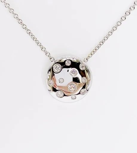 Disc Pendant in 18ct White Gold, inc. Chain 42cm