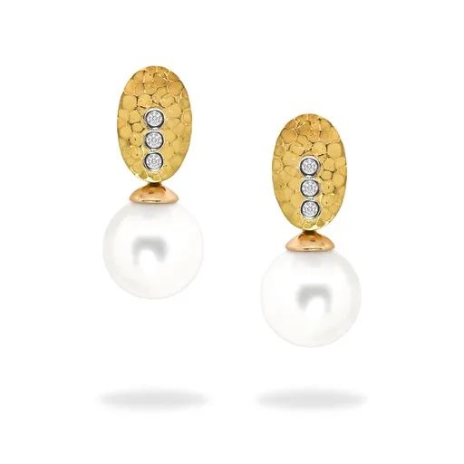 Sculpture Oval Earring with Round Broome Pearl in 18ct Yellow Gold