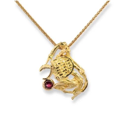 Zodiac Sculpture Pendant in 18ct Yellow Gold, Cancer & Ruby